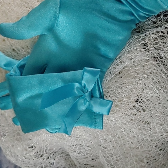 Turquoise Satin Gloves with Bows Stretchy Dress Up 80s Prom Costume Wear - Picture 2 of 3